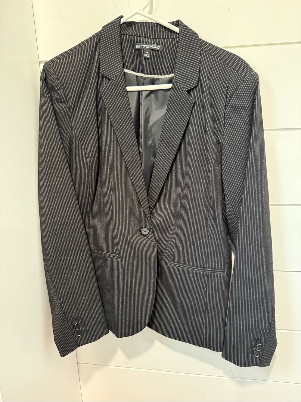 Pinstripe One-Button Women’s Blazer - Black